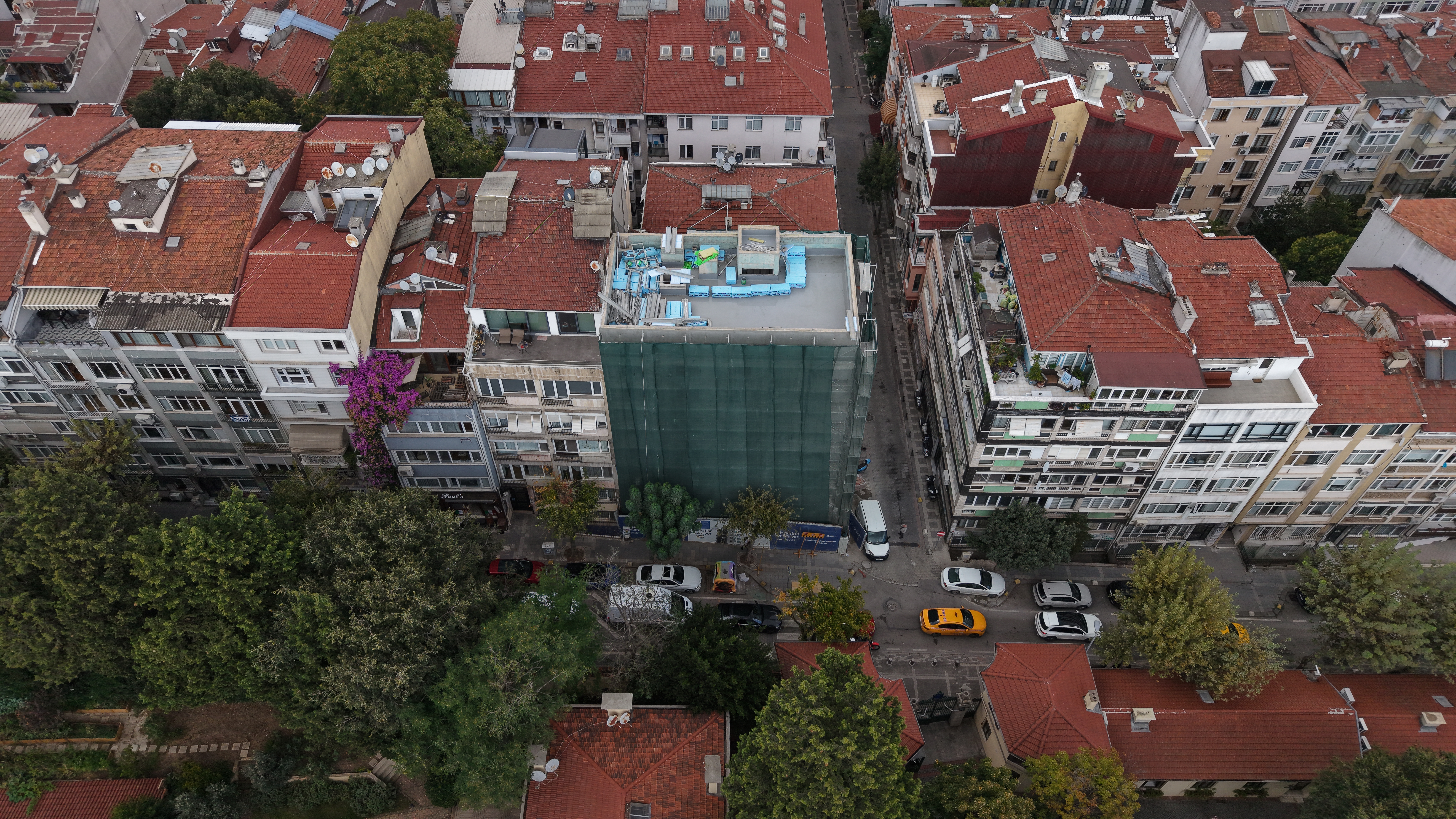 KADIKÖY ADİL PAŞA APARTMANI
