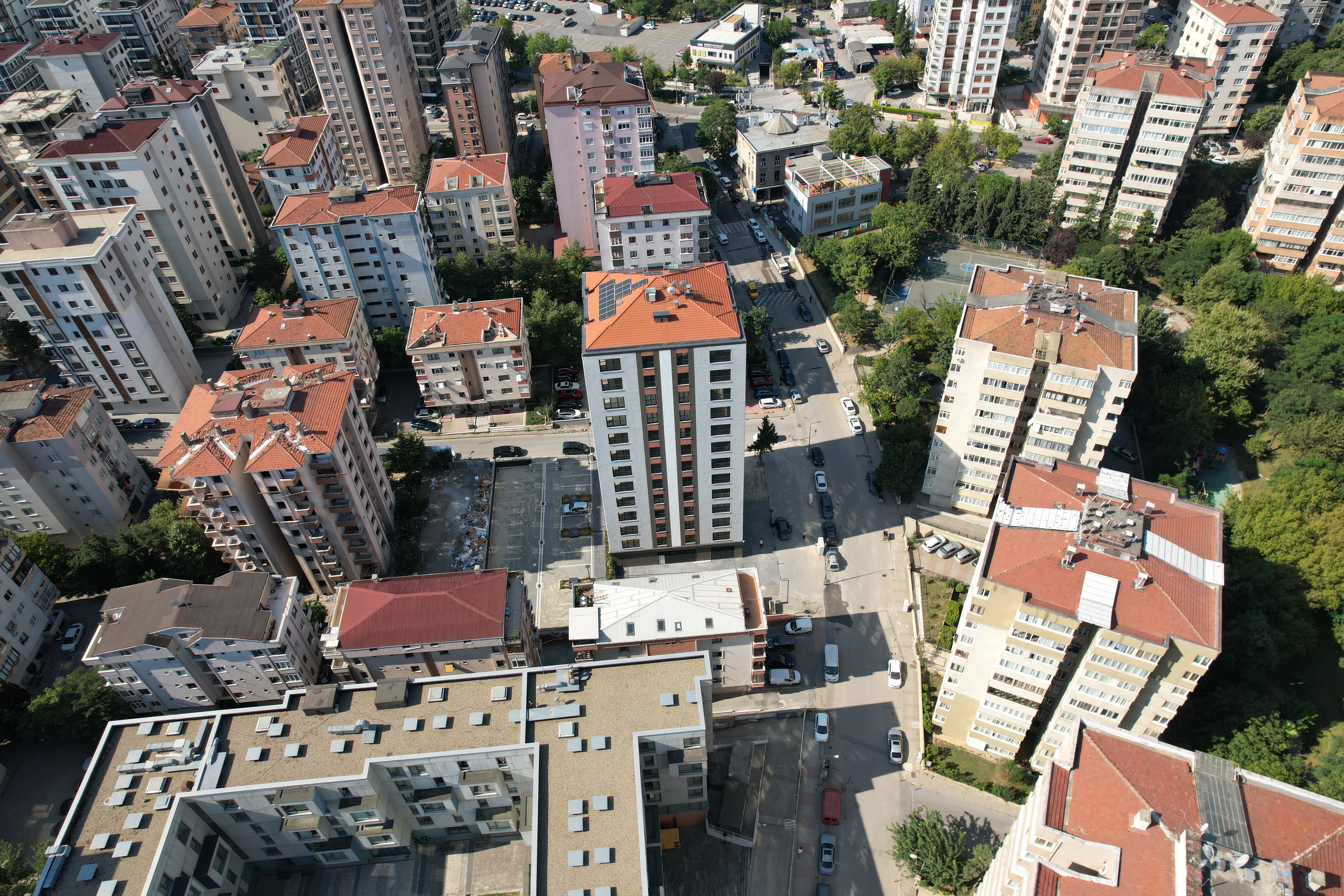 KADIKÖY GÖKAY APARTMANI