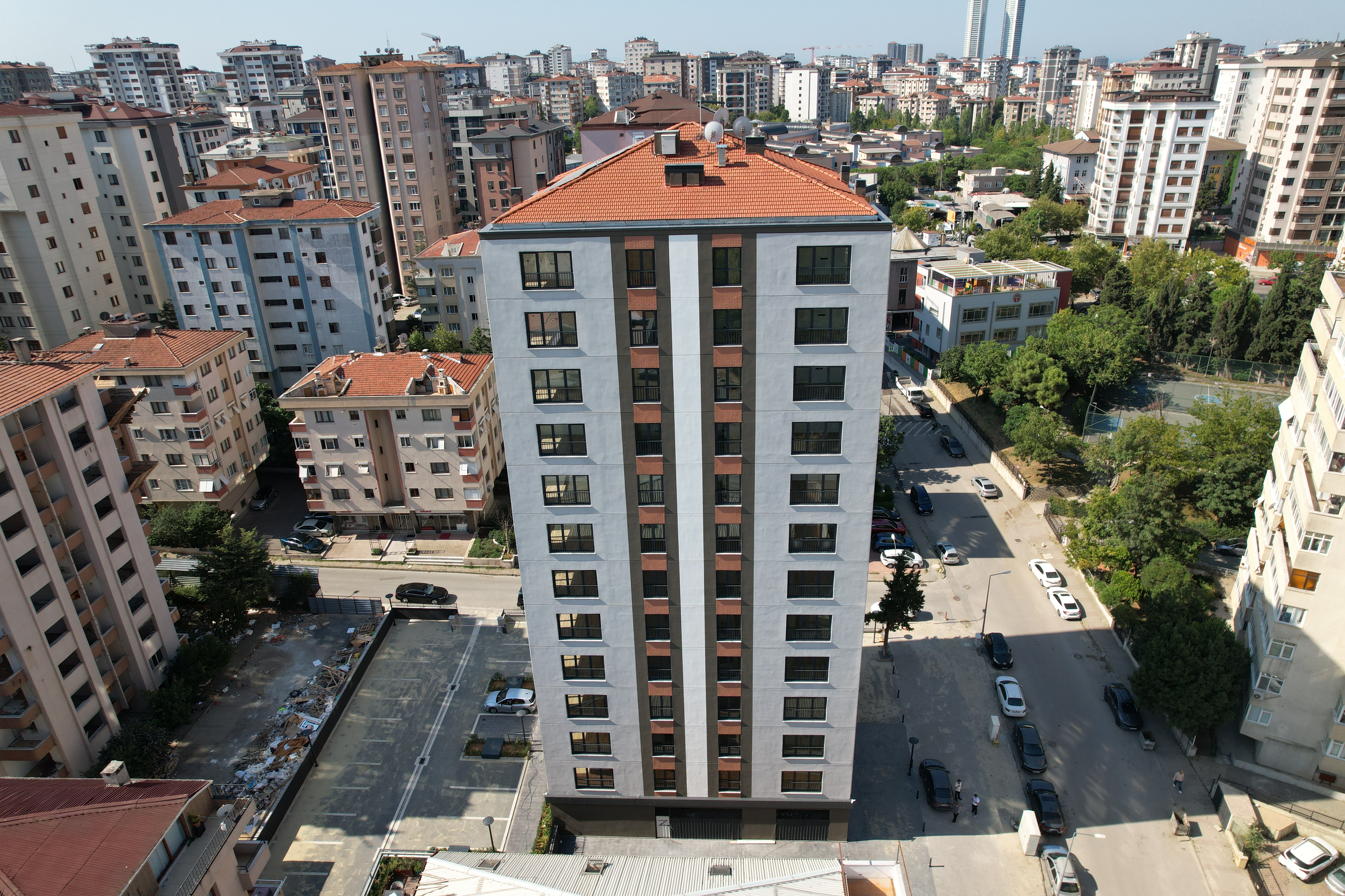 KADIKÖY GÖKAY APARTMANI
