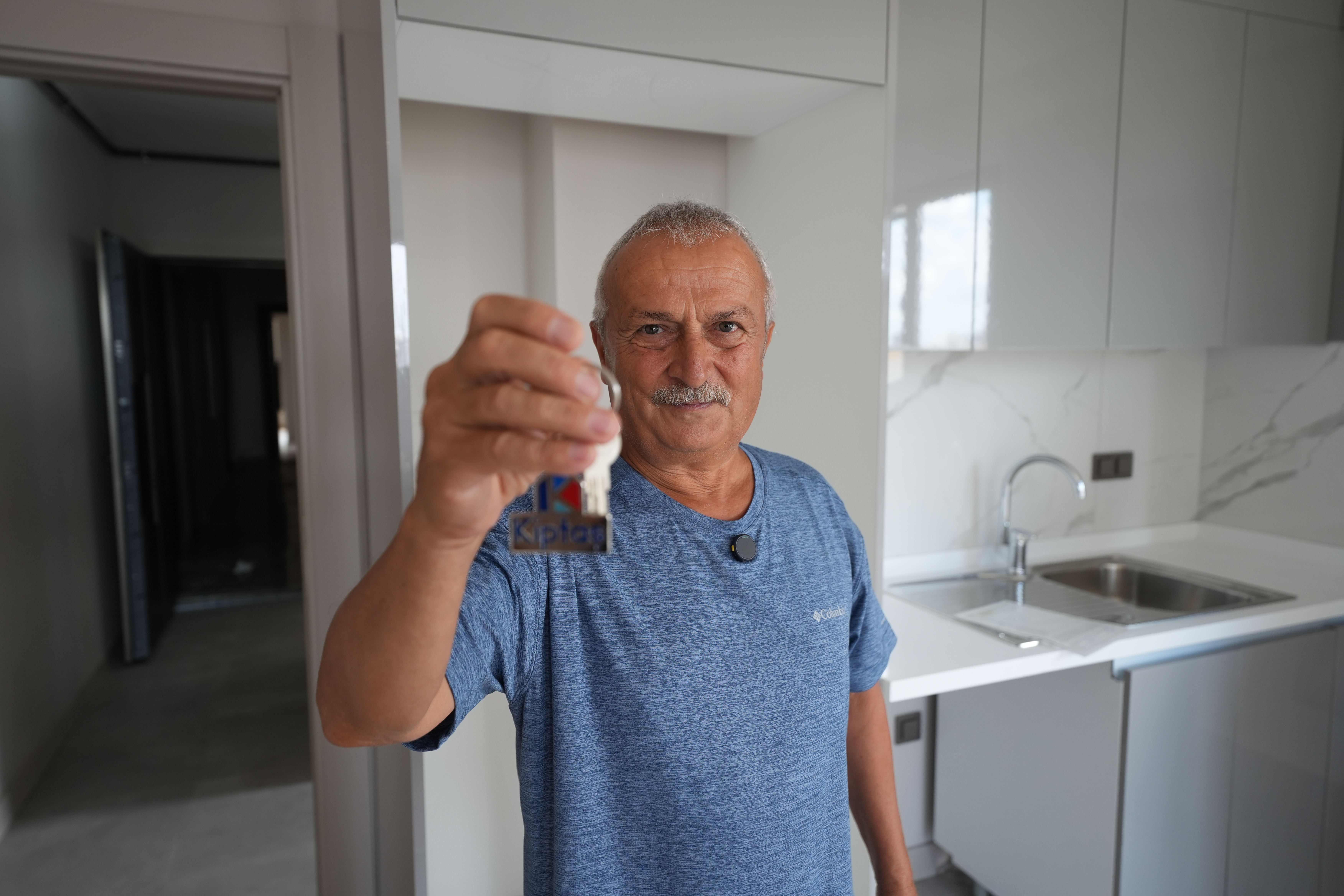KÜÇÜKÇEKMECE'DEKİ ÖZFEZA SİTESİ E BLOK TAMAMLANDI, HAK SAHİPLERİNE TESLİMLER BAŞLADI - fotoğraf 7