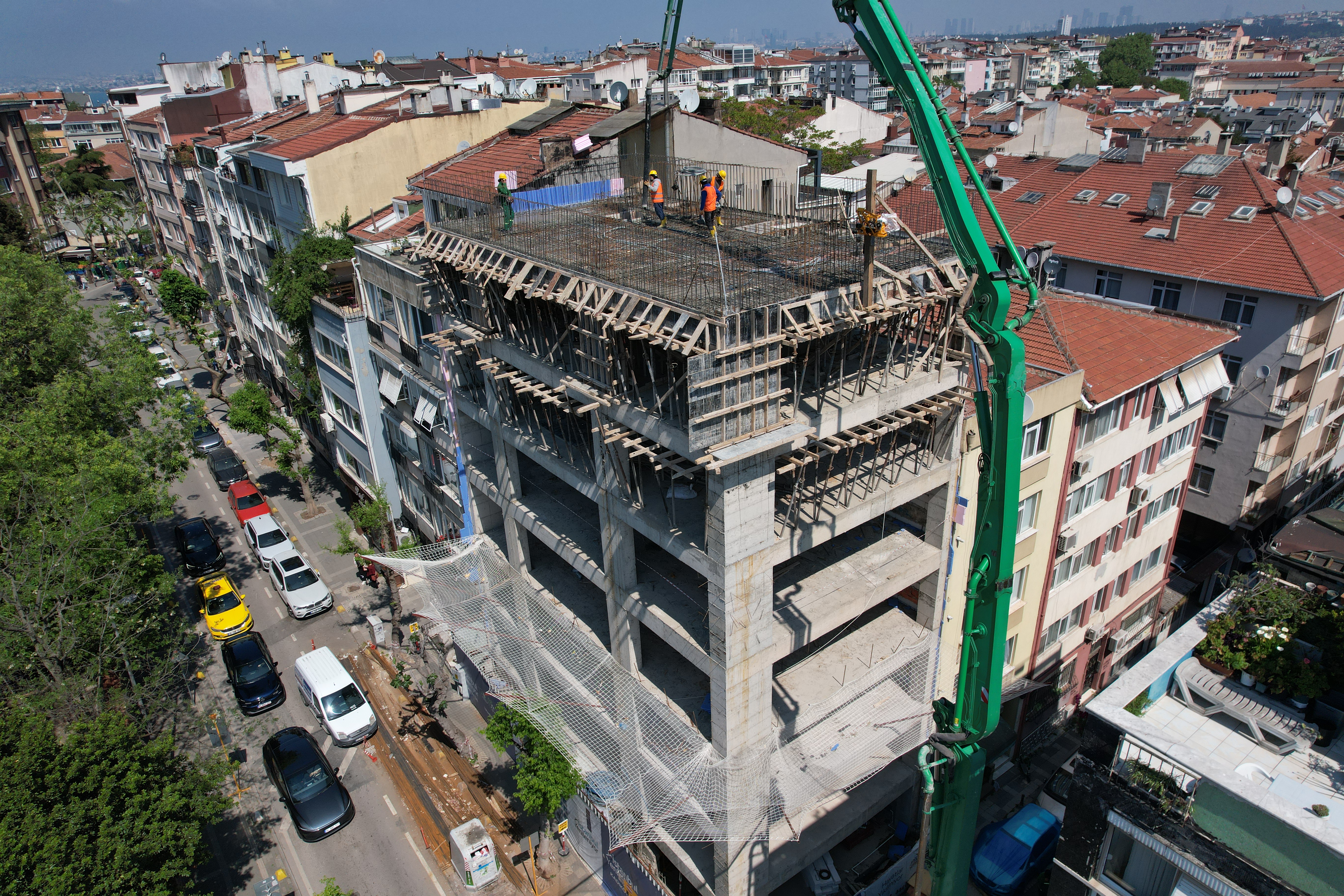 KADIKÖY ADİL PAŞA APARTMANI