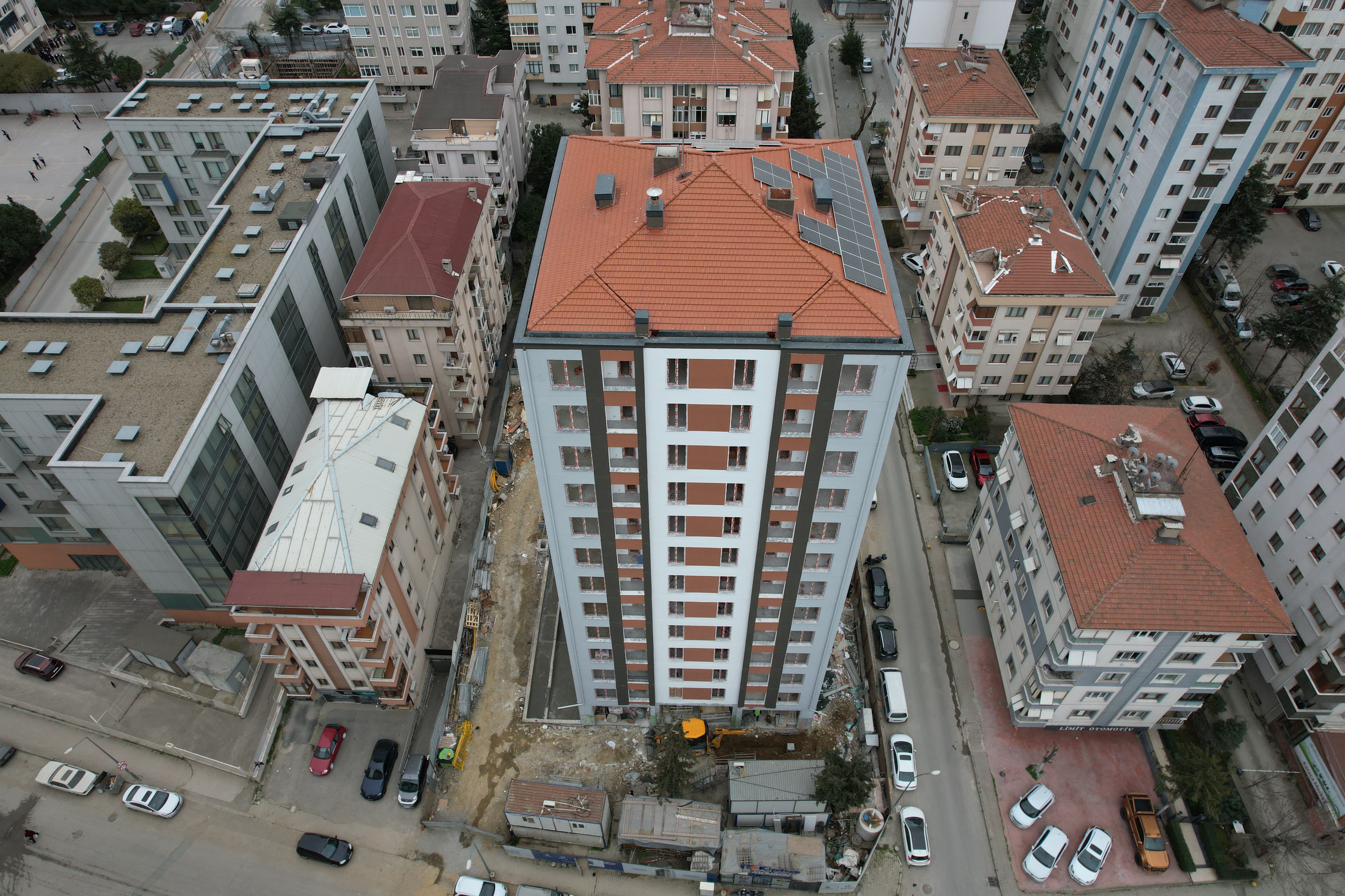 KADIKÖY GÖKAY APARTMANI