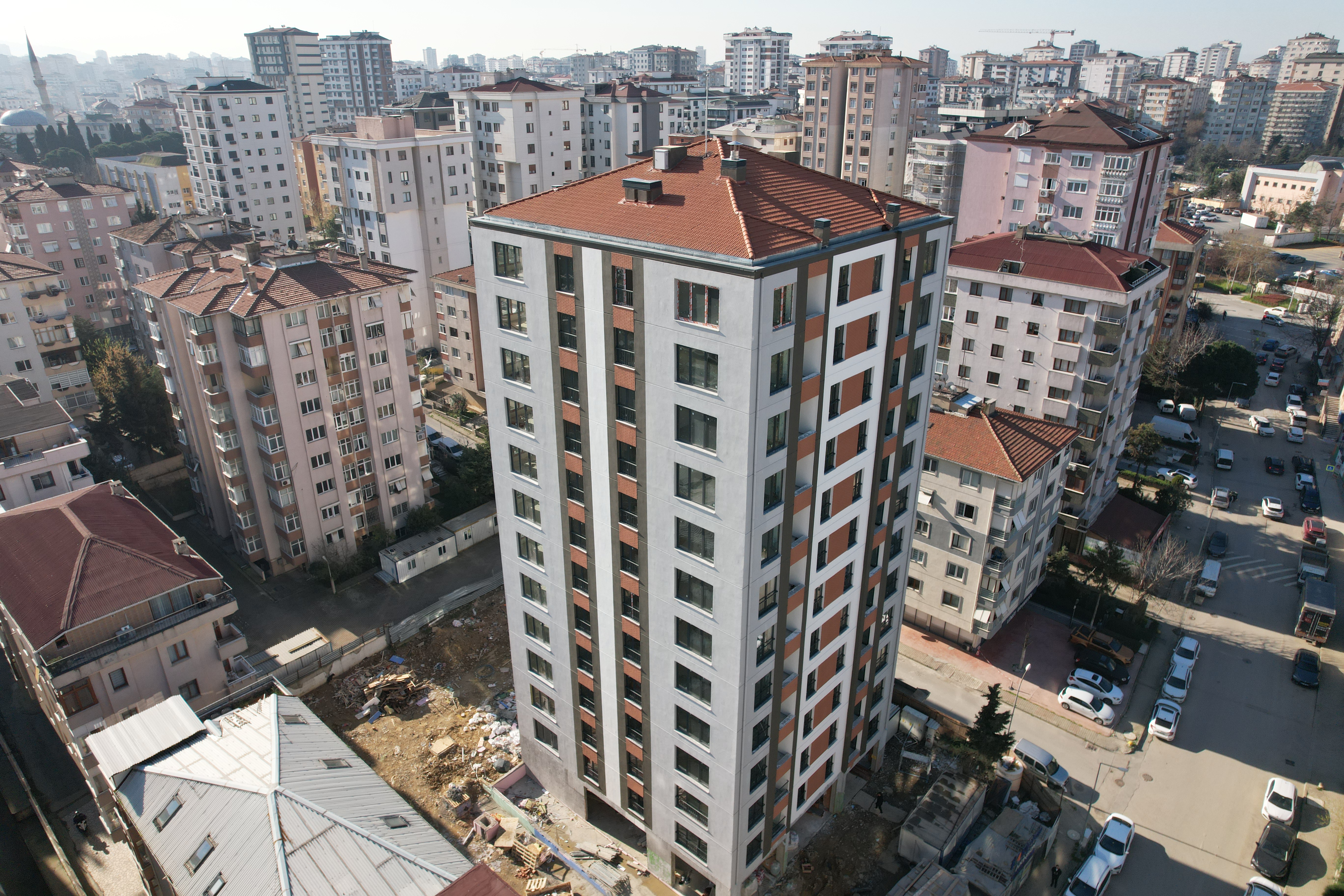 KADIKÖY GÖKAY APARTMANI
