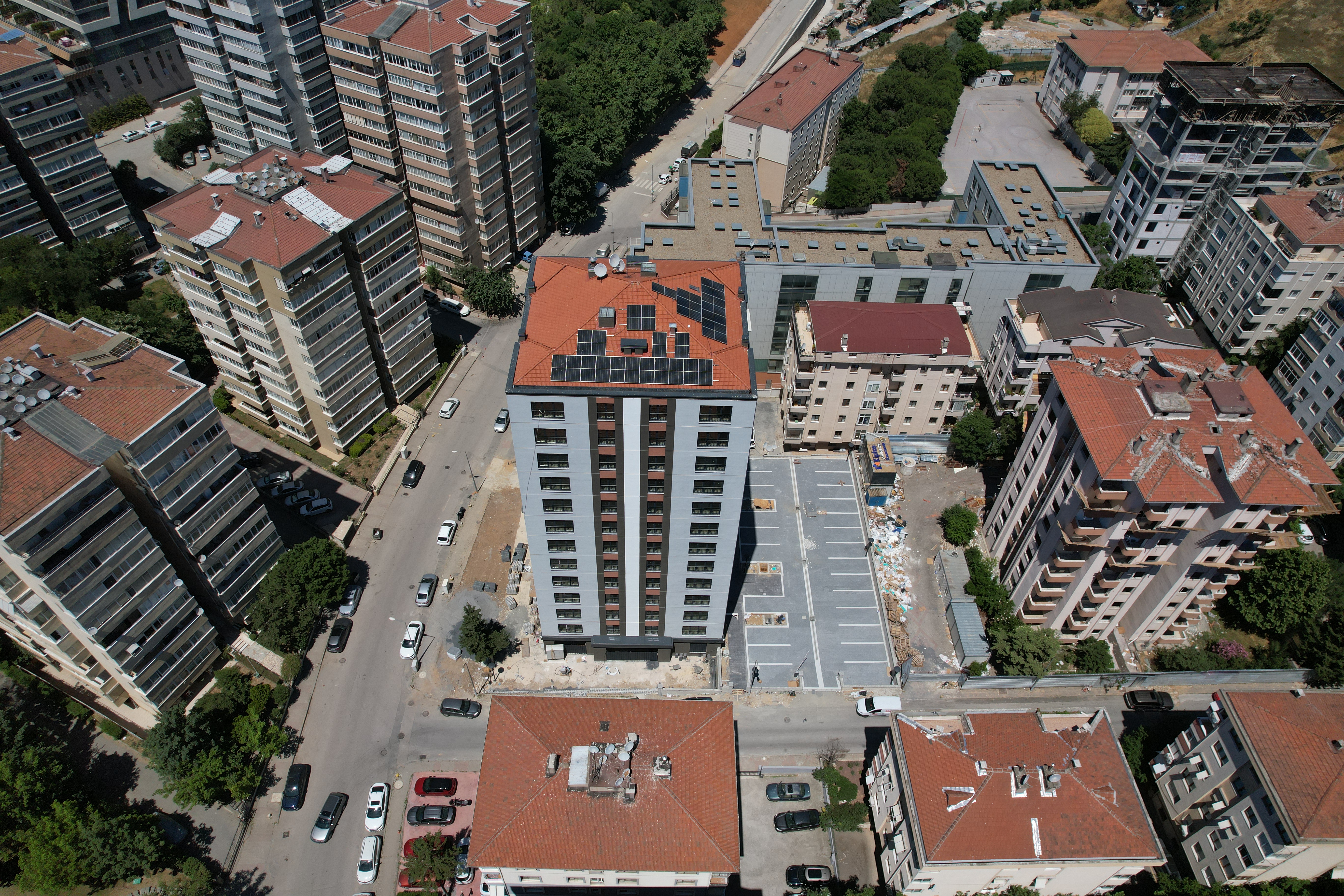KADIKÖY GÖKAY APARTMANI