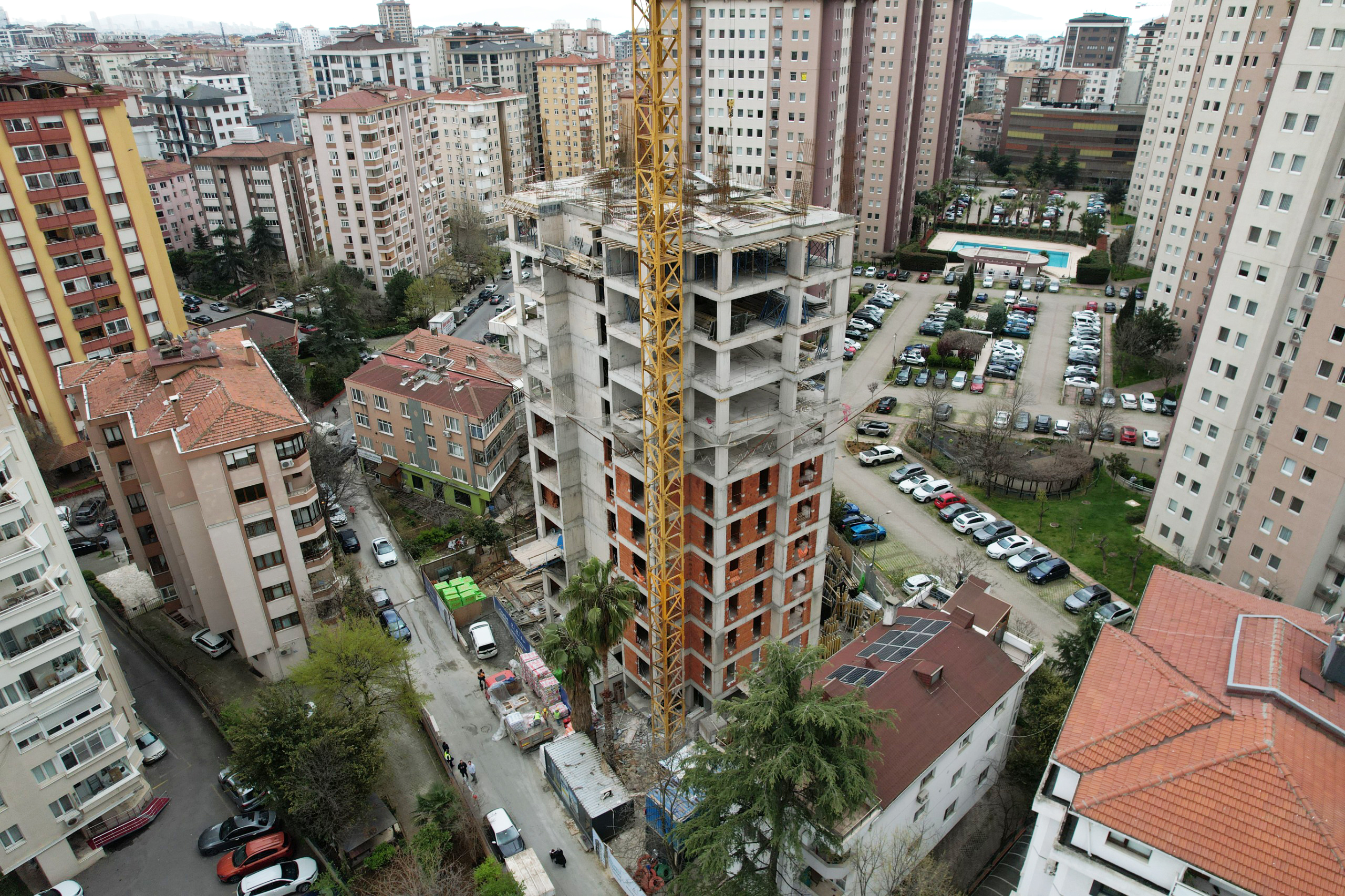 KADIKÖY TEKİN APARTMANI