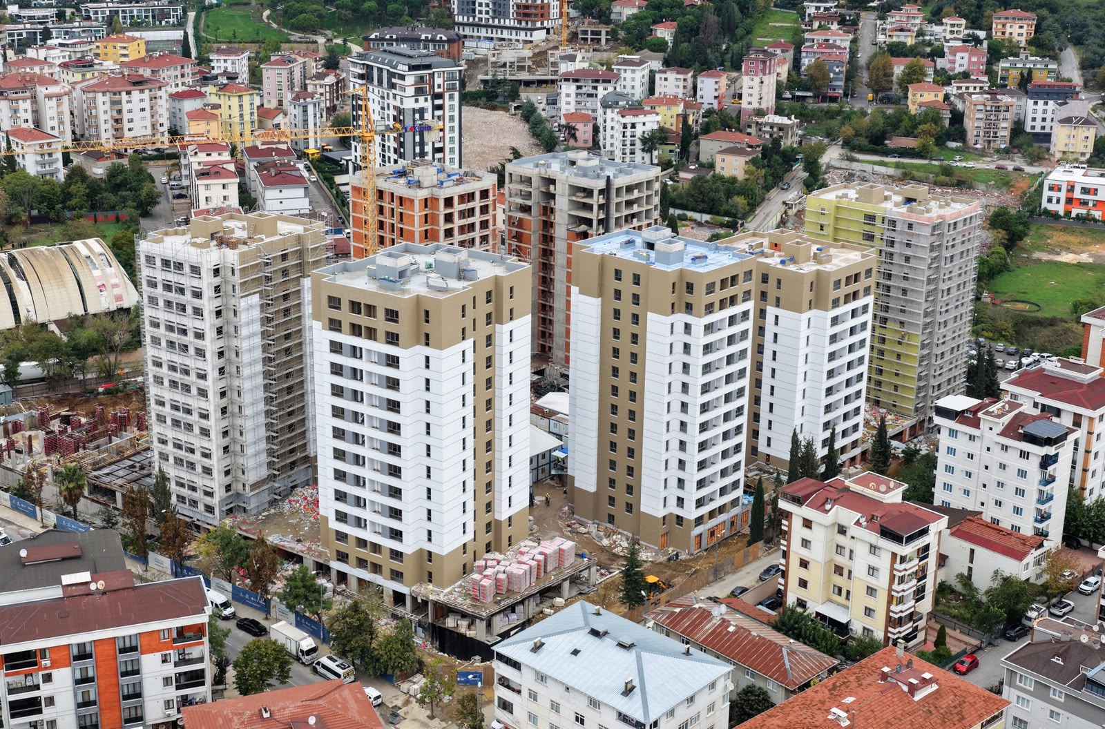 İBB BAŞKAN VEKİLİ NURİ ASLAN, KARTAL BELEDİYE BAŞKANI GÖKHAN YÜKSEL VE KİPTAŞ GENEL MÜDÜRÜ GÜRKAN KAYA, KARTAL METEM BİRLİK SİTESİ ŞANTİYESİNİ ZİYARET ETTİ - fotoğraf 5
