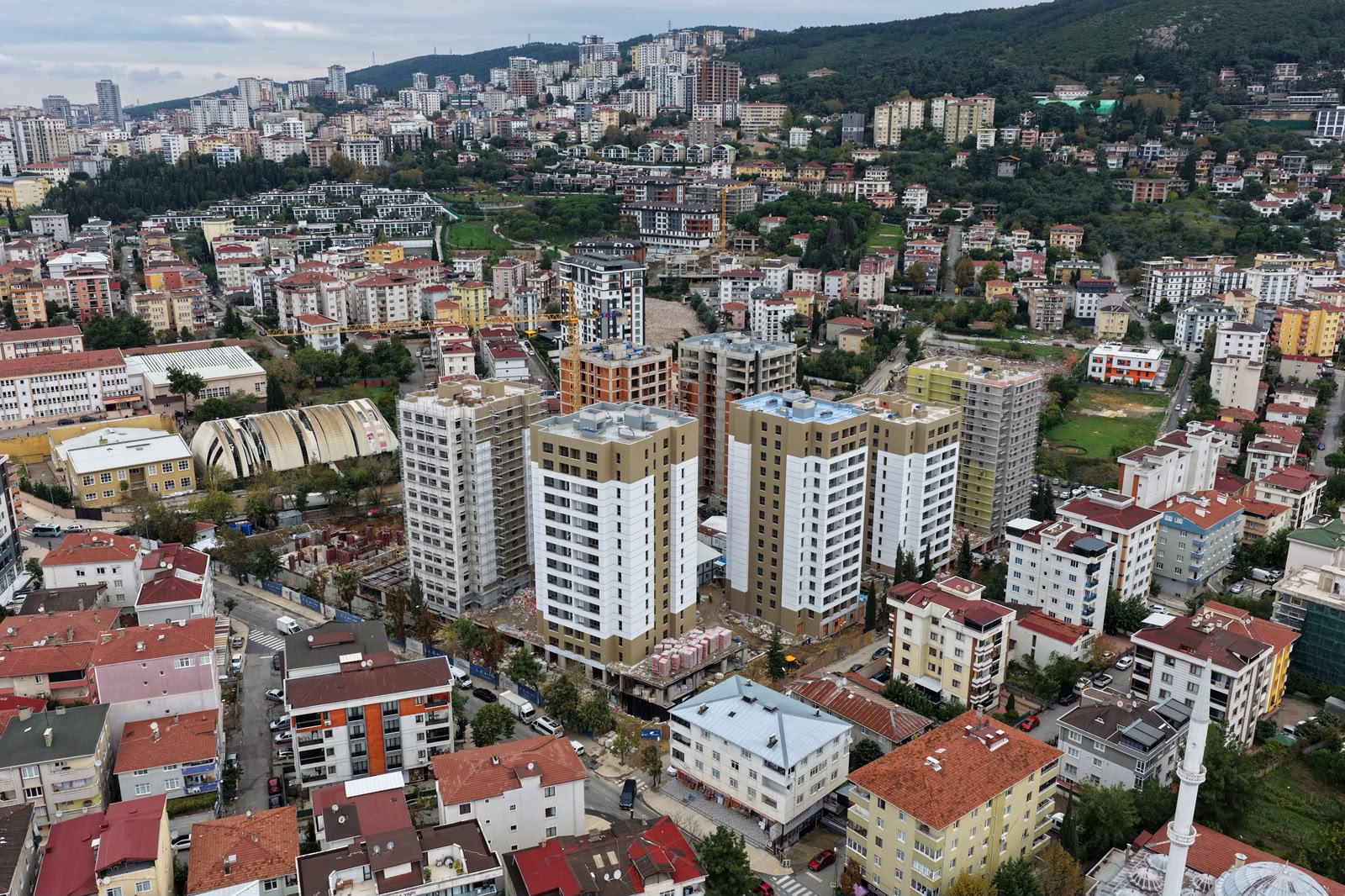 İBB BAŞKAN VEKİLİ NURİ ASLAN, KARTAL BELEDİYE BAŞKANI GÖKHAN YÜKSEL VE KİPTAŞ GENEL MÜDÜRÜ GÜRKAN KAYA, KARTAL METEM BİRLİK SİTESİ ŞANTİYESİNİ ZİYARET ETTİ - fotoğraf 8